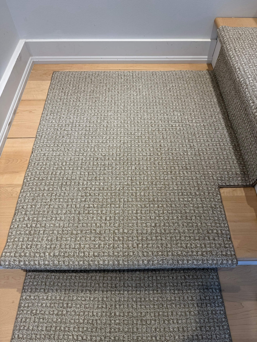 Anderson Tuftex Fetch Briarwood Stair Runner Landing Canada installed on stair landing