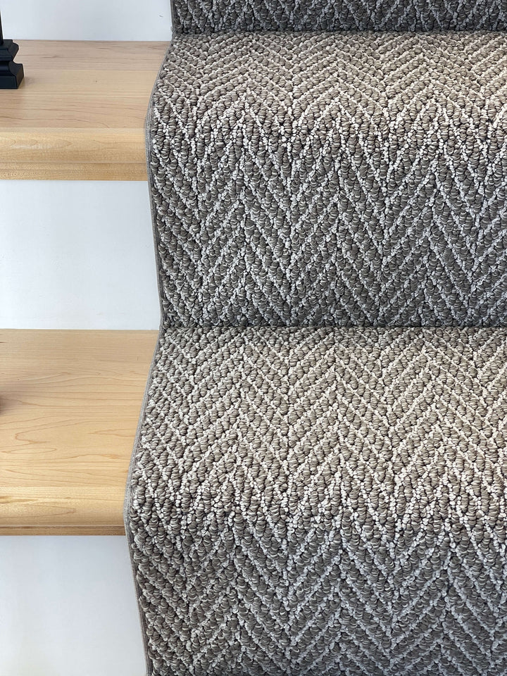 Top view of Anderson Tuftex Shady stair runner Canada – DIY-friendly carpet runner