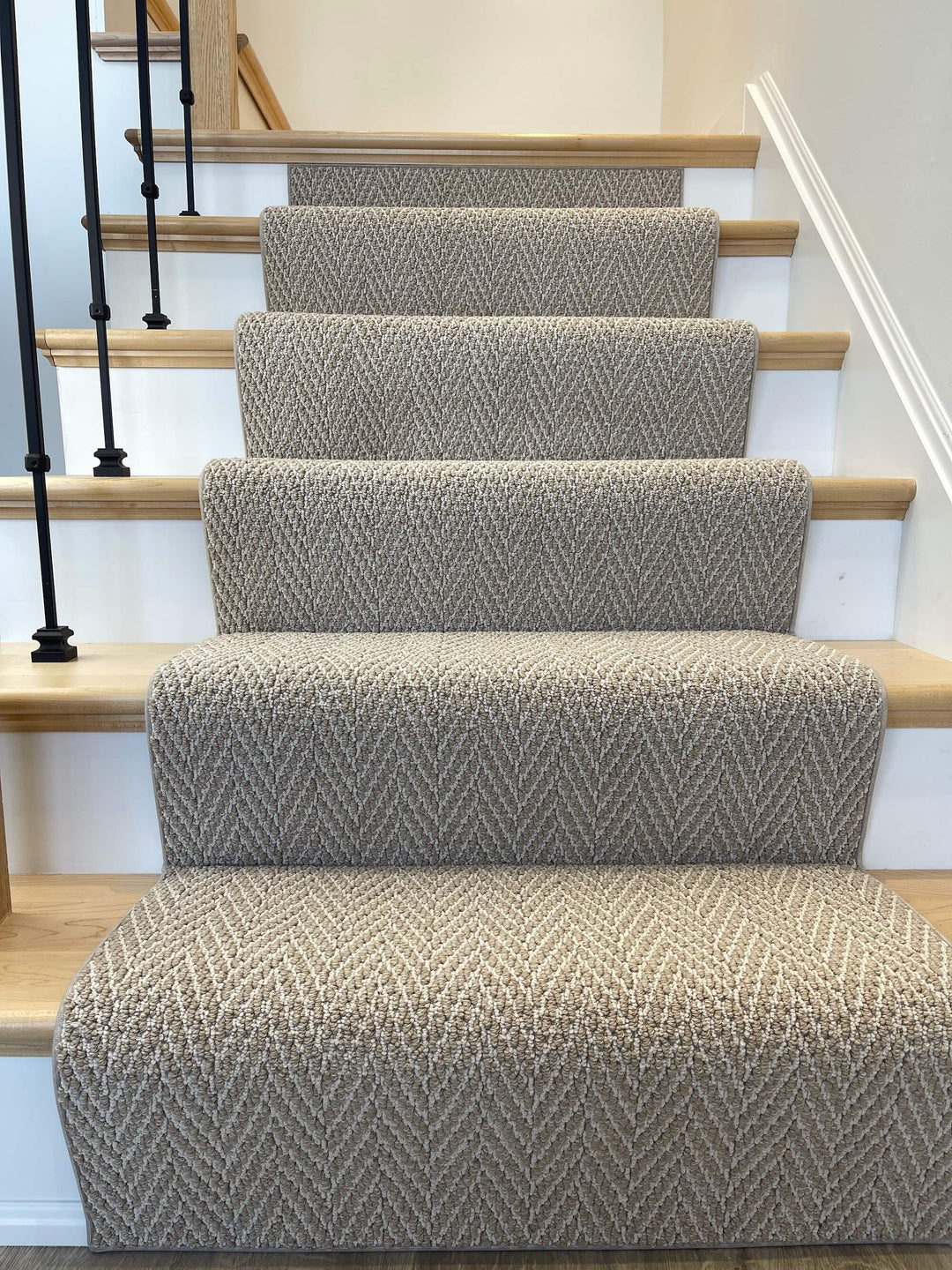 Anderson Tuftex Twine modern farmhouse stair runner Canada – durable carpet installed on staircase
