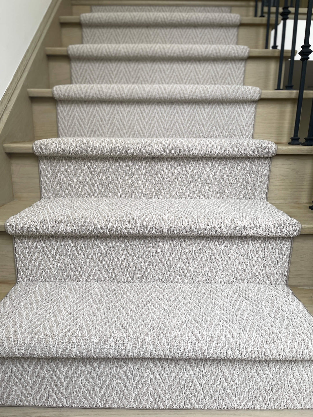 Full view of Anderson Tuftex Twine Stair Runner Landing Canada in modern neutral tones