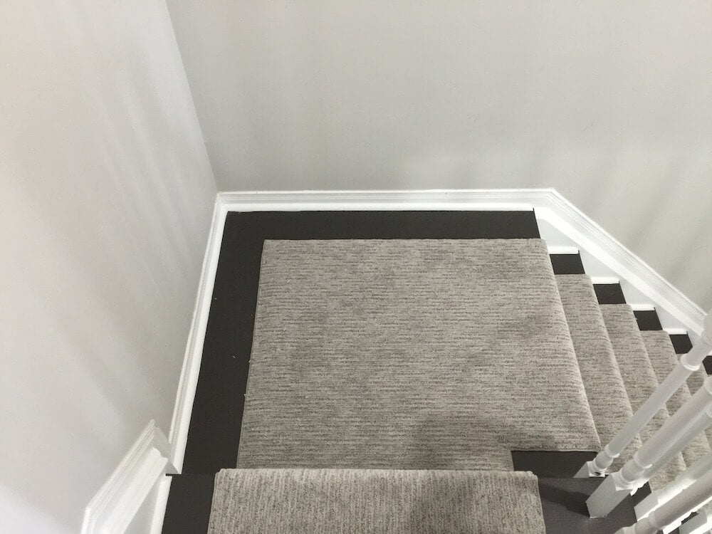Stair runner landing 90 degree angle