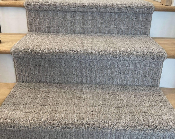 Carpet-runner-diy-installation