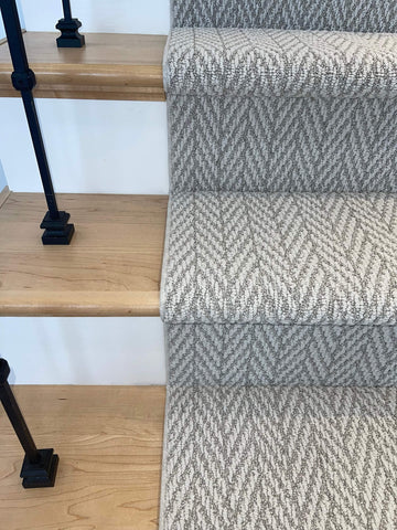 Anderson Tuftex Foggy stair runner sample