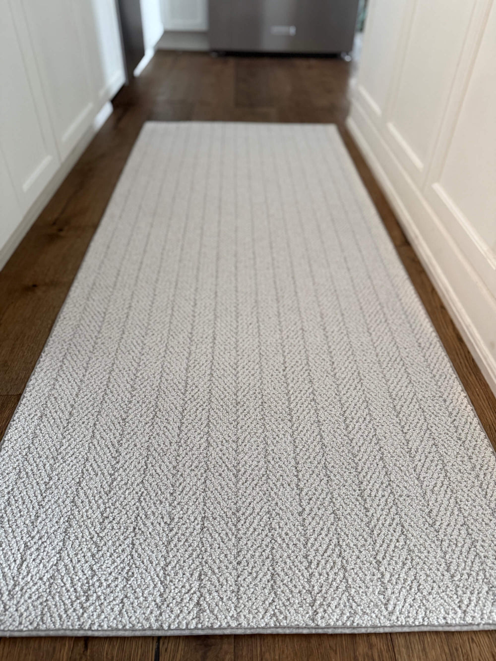 Modern Carpet Runner Grimsby Beamsville Ontario and across Canada